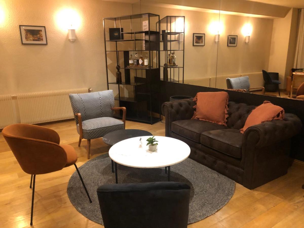 אנז'ה Hotel Le Progres מראה חיצוני תמונה