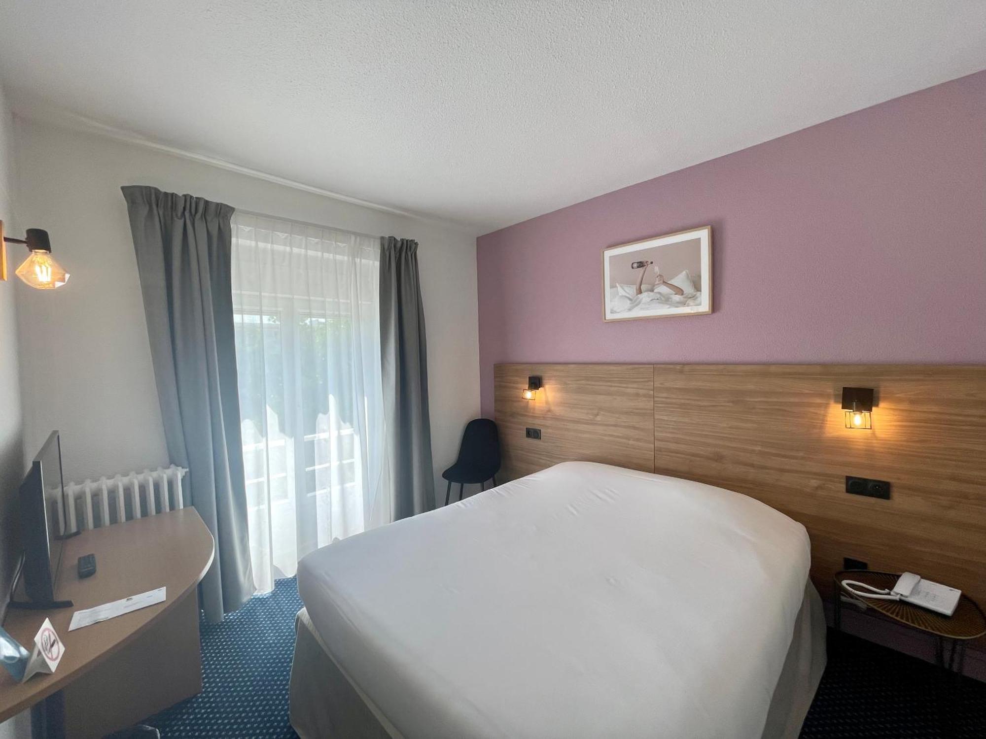 אנז'ה Hotel Le Progres מראה חיצוני תמונה
