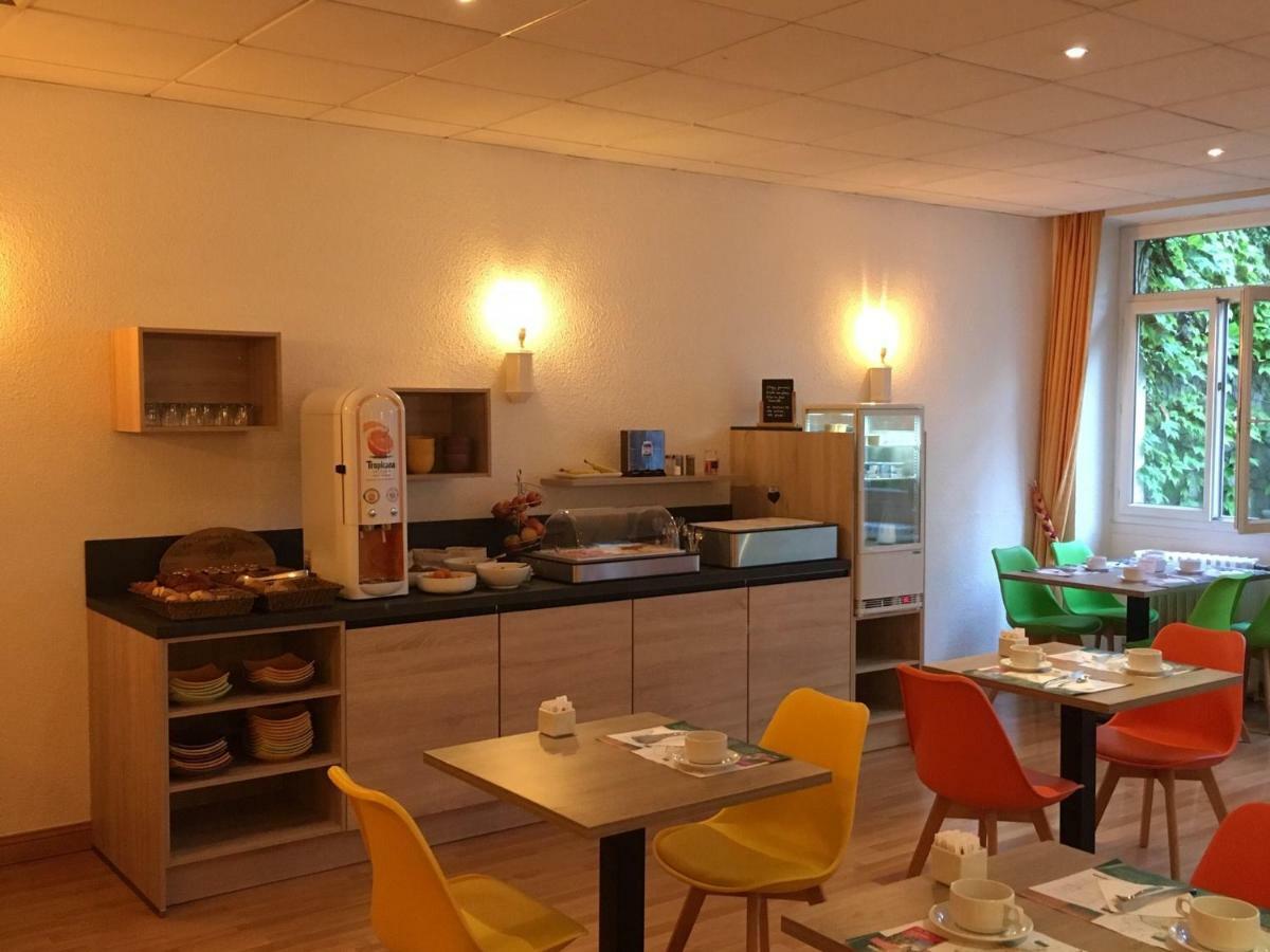 אנז'ה Hotel Le Progres מראה חיצוני תמונה