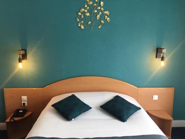 אנז'ה Hotel Le Progres מראה חיצוני תמונה